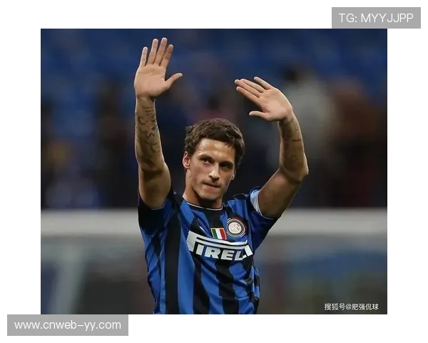 博洛尼亚锋线核心阿瑙托维奇：支点作用与高空争顶成功率分析