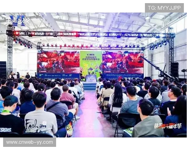 南沙电竞锦标赛设公众体验区，格斗游戏爱好者试玩《街霸6》